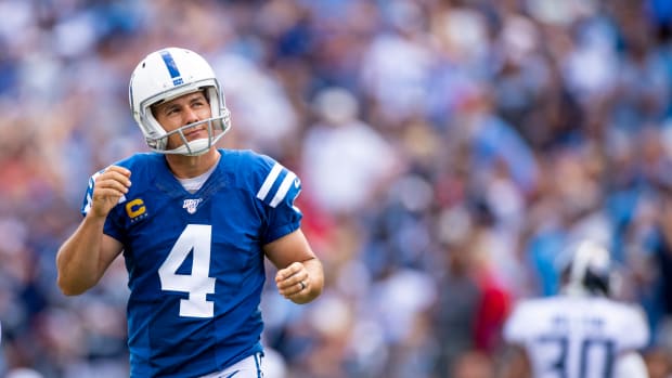 adam-vinatieri-kicking-troubles-monday-colts.jpg